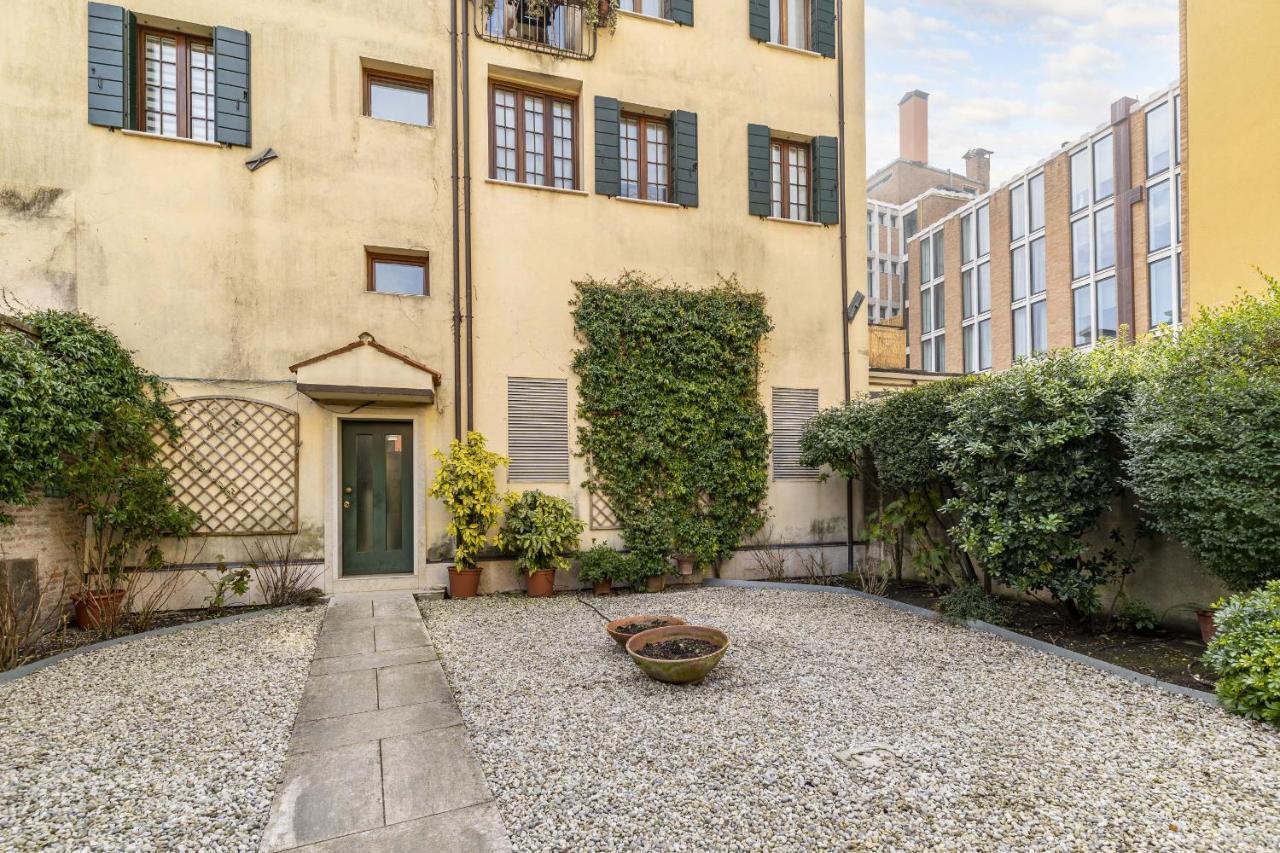 Tolentini Canal View & Terrace By Wonderful Italy Veneza Exterior foto